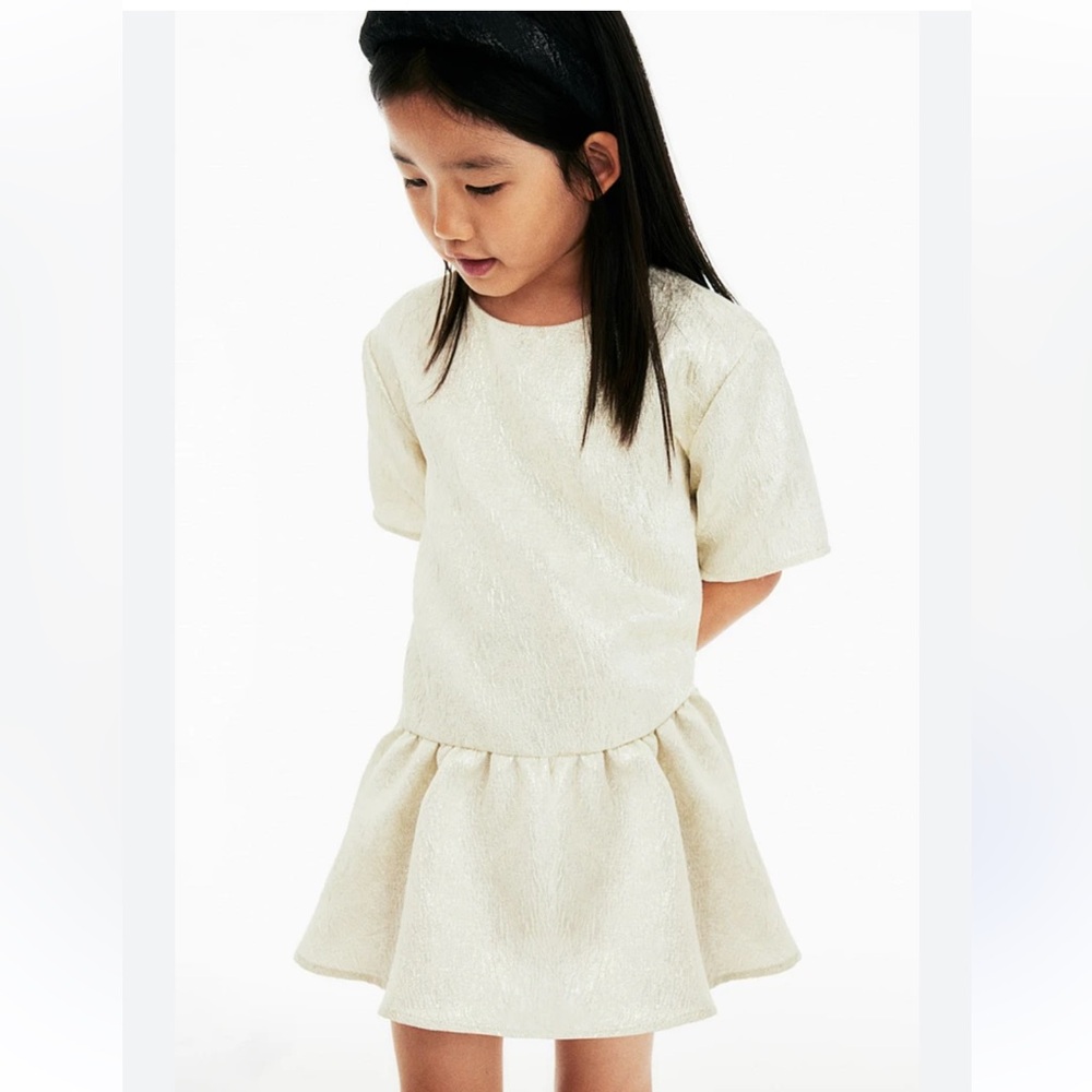 H&M Jacquard-weave Short Sleeve Flared Skirt Dress Gold